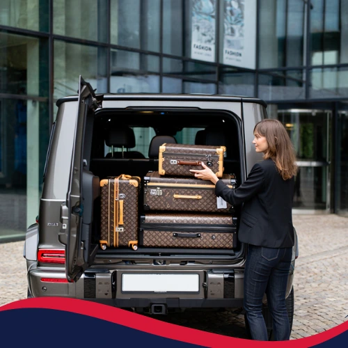 Frenchway Travel organizing luxury luggage and garment bags for a high-profile fashion event